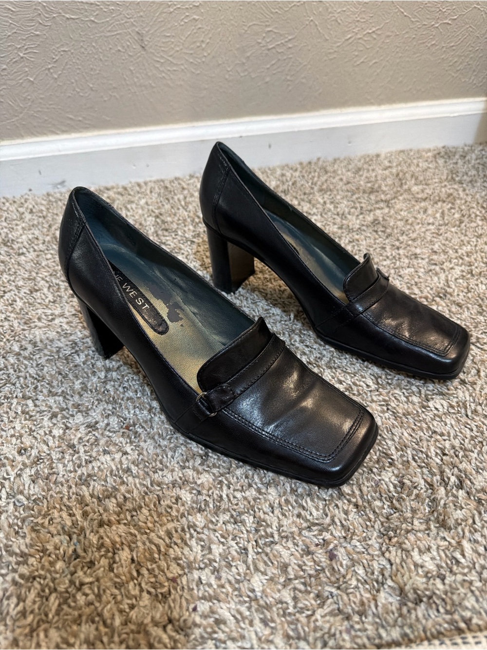 Nine West Black Leather Square-Toe Block Heel Pumps